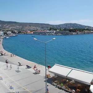 Otel Athena, Foça